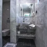Hotel Nisteri 3*