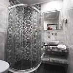 Nisteri Hotel